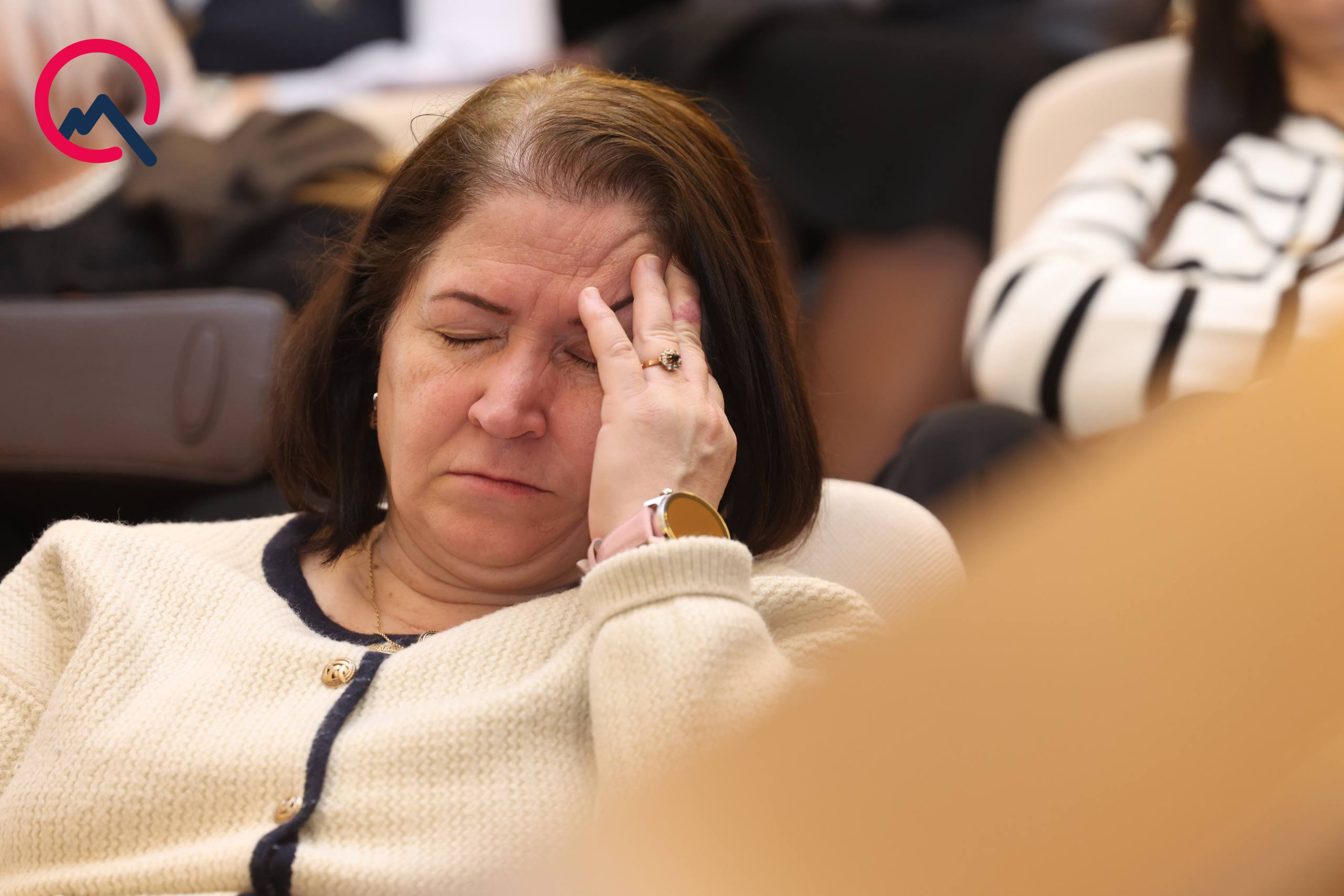 Mehdiyevi AMEA-dan çıxardacaqdılar, yatdılar - İclasdan maraqlı görüntülər (FOTO)