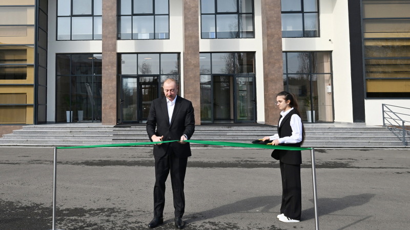 Prezident Lənkəran Dövlət Peşə Təhsil Mərkəzinin açılışında iştirak etdi (FOTO)