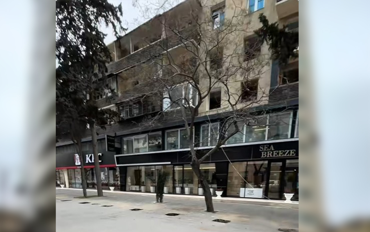 Bakının mərkəzindəki bu binalar sökülür (FOTOLAR)