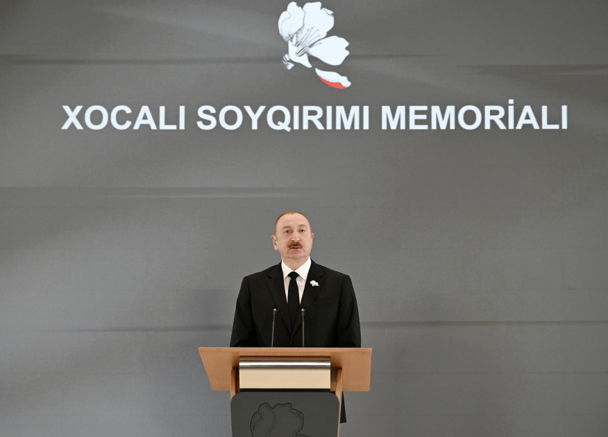 Prezident və birinci xanım Xocalı Soyqırımı Memorialının açılışında iştirak etdi (YENİLƏNİB)