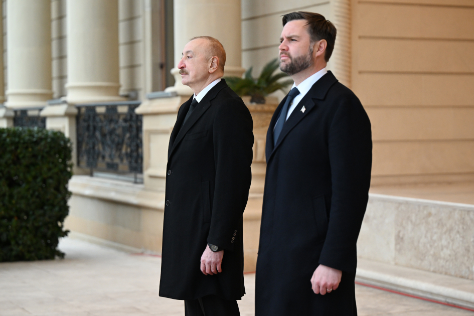 İlham Əliyevin ABŞ-ın vitse-prezidenti ilə məhdud tərkibdə görüşü oldu (YENİLƏNİB)