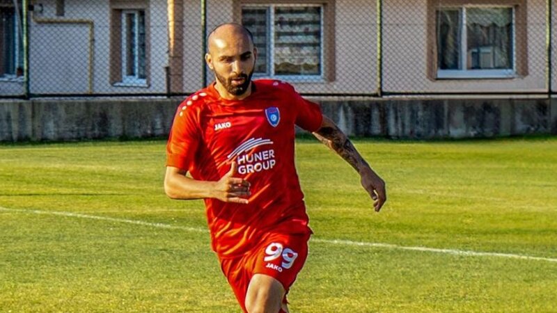 Gəncədə bıçaqlanan futbolçu xəstəxanadan evə buraxıldı