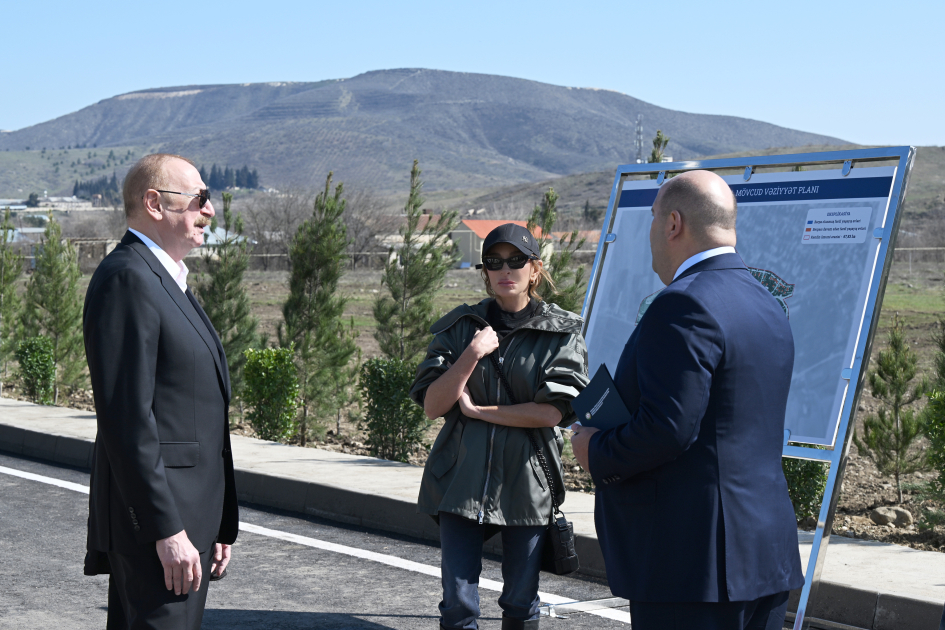 Prezident ailə üzvləri ilə Xocavənd və Xocalıya səfər edib (YENİLƏNİB)