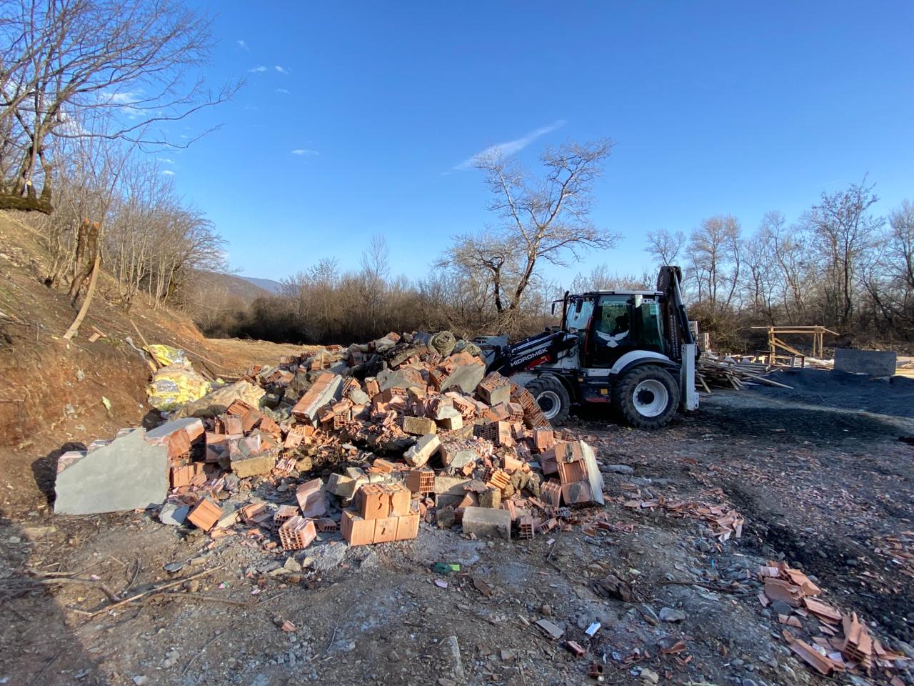 Qəbələdə meşə fondu torpağında qanunsuz tikinti aşkarlandı, tədbir görüldü (FOTO)