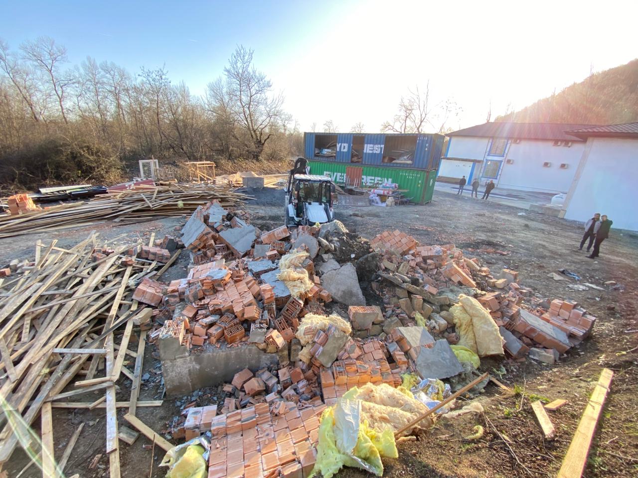 Qəbələdə meşə fondu torpağında qanunsuz tikinti aşkarlandı, tədbir görüldü (FOTO)