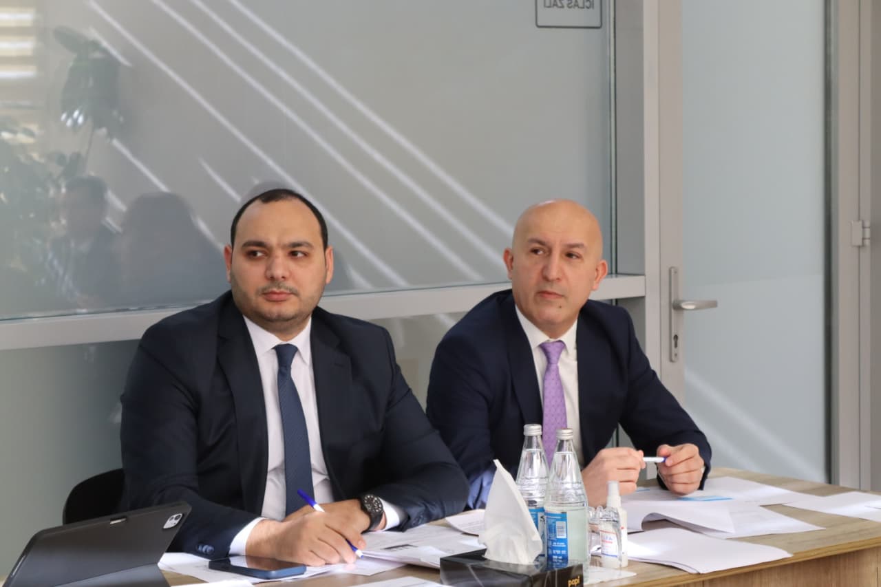 Zaur Mikayılov Qəbələdə vətəndaşlarla görüşdü (FOTO)