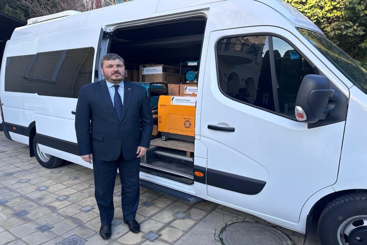 Azərbaycandan Ukraynaya enerji avadanlıqları göndərildi