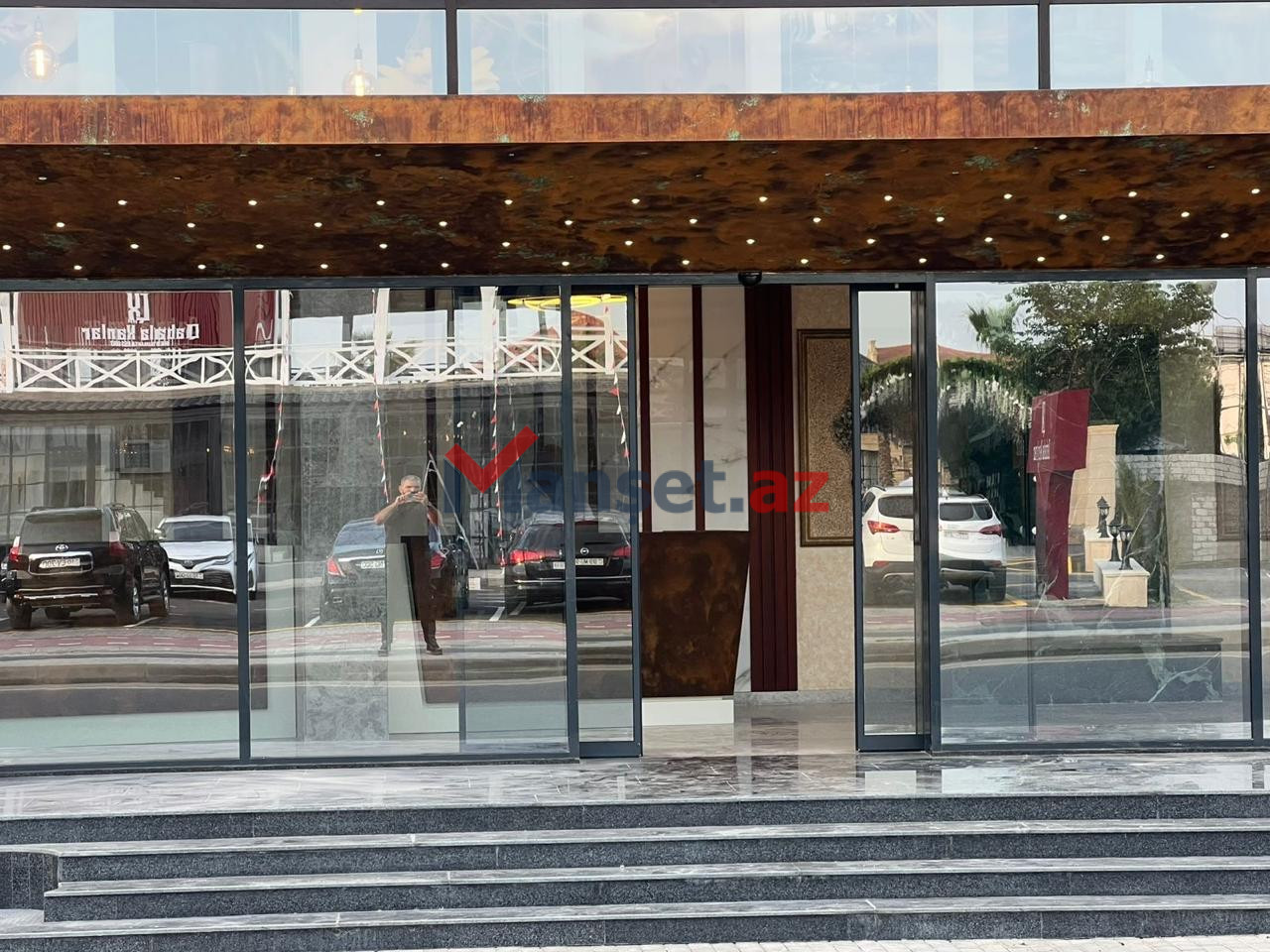 Rauf Həbibov lüks sauna tikdirib fəhlələrin pulunu vermir? (FOTO)