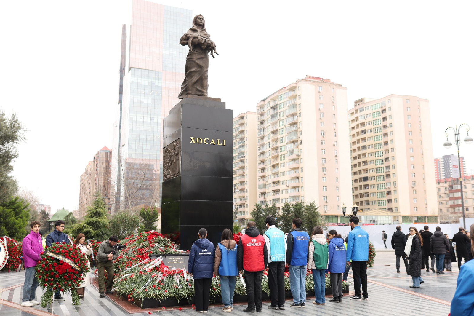 Azərbaycan Könüllüləri Xocalı soyqırımının qurbanlarının əziz xatirəsini yad edib (FOTO)