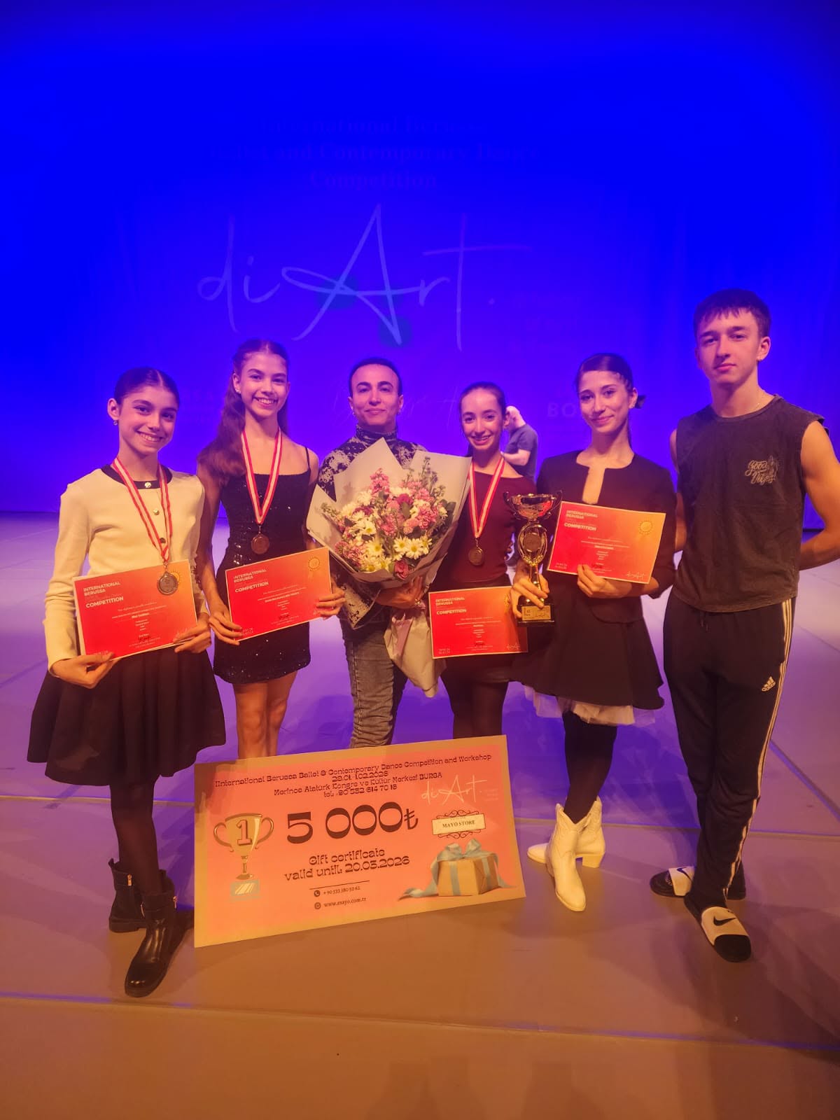 Balet səhnəsində Azərbaycan zəfəri: Xoreoqrafımız münsifləri heyran etdi (FOTO)