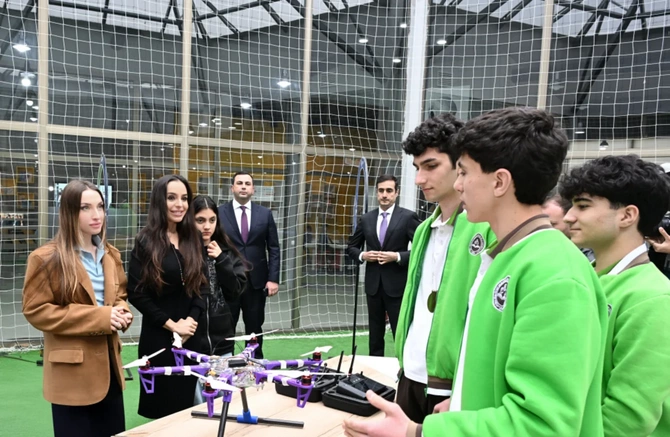 Leyla Əliyeva və Alena Əliyeva Qubada (FOTO)