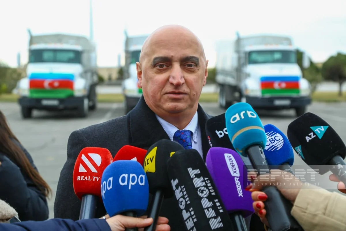 Emin Həsənzadə: İrana 30 tona yaxın humanitar yardım göndərilib
