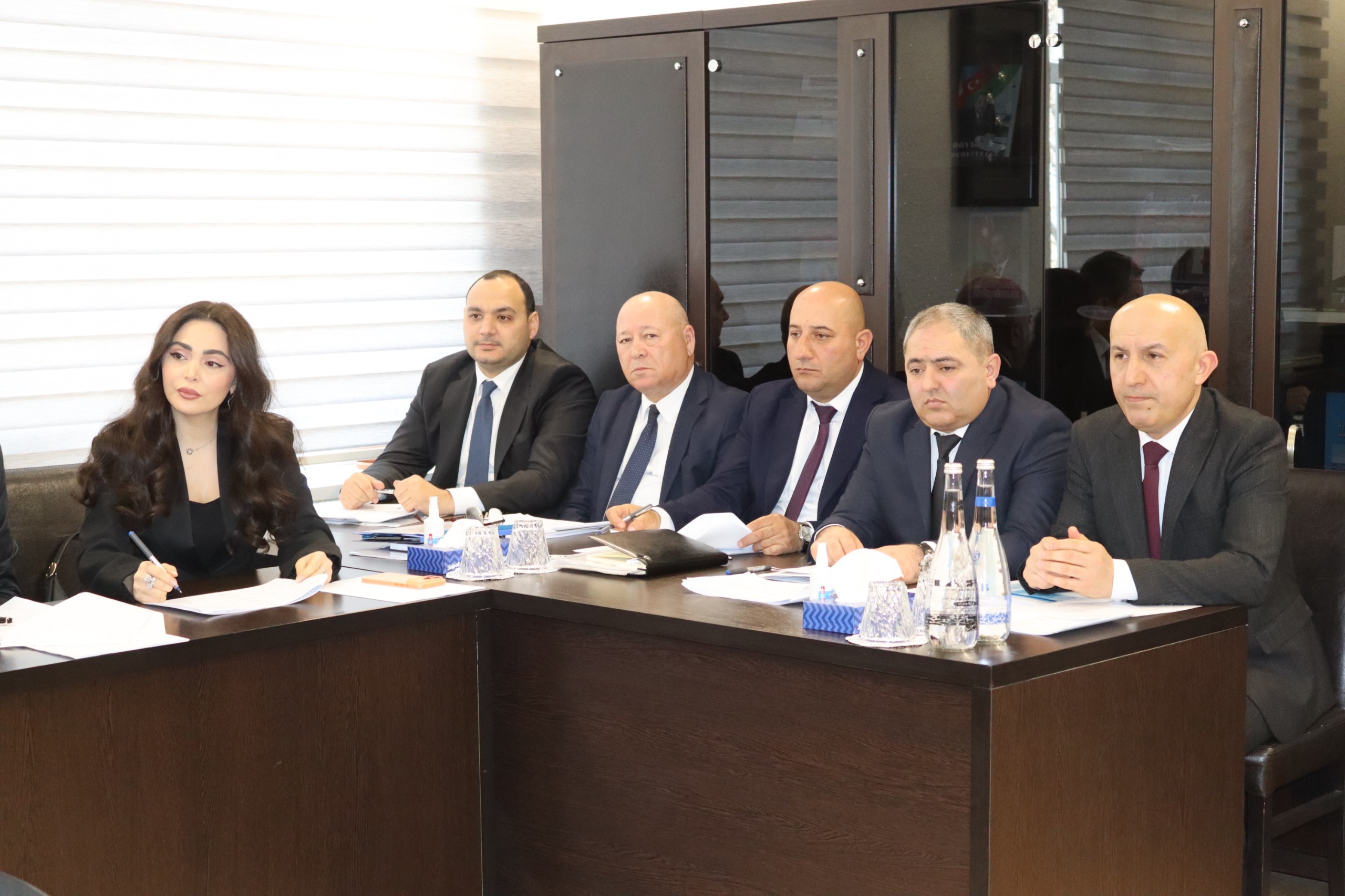 Zaur Mikayılov Abşeronda vətəndaşlarla görüşdü (FOTO)