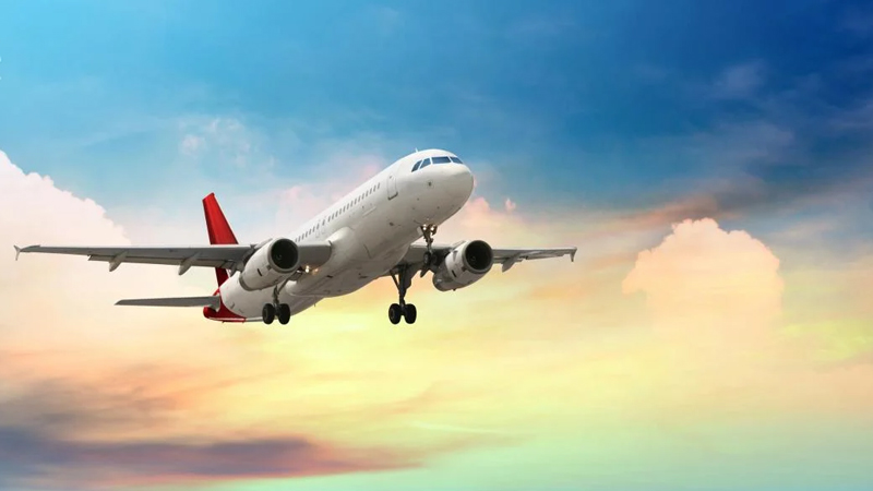 Aviaşirkətlər yanacaq qıtlığına hazırlaşır: Reyslərin ləğvi mümkündür