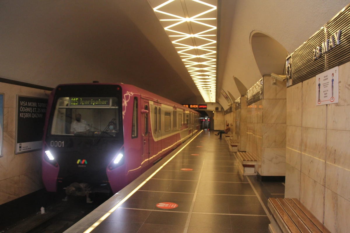 Bakı metrosunda yeni qadağa