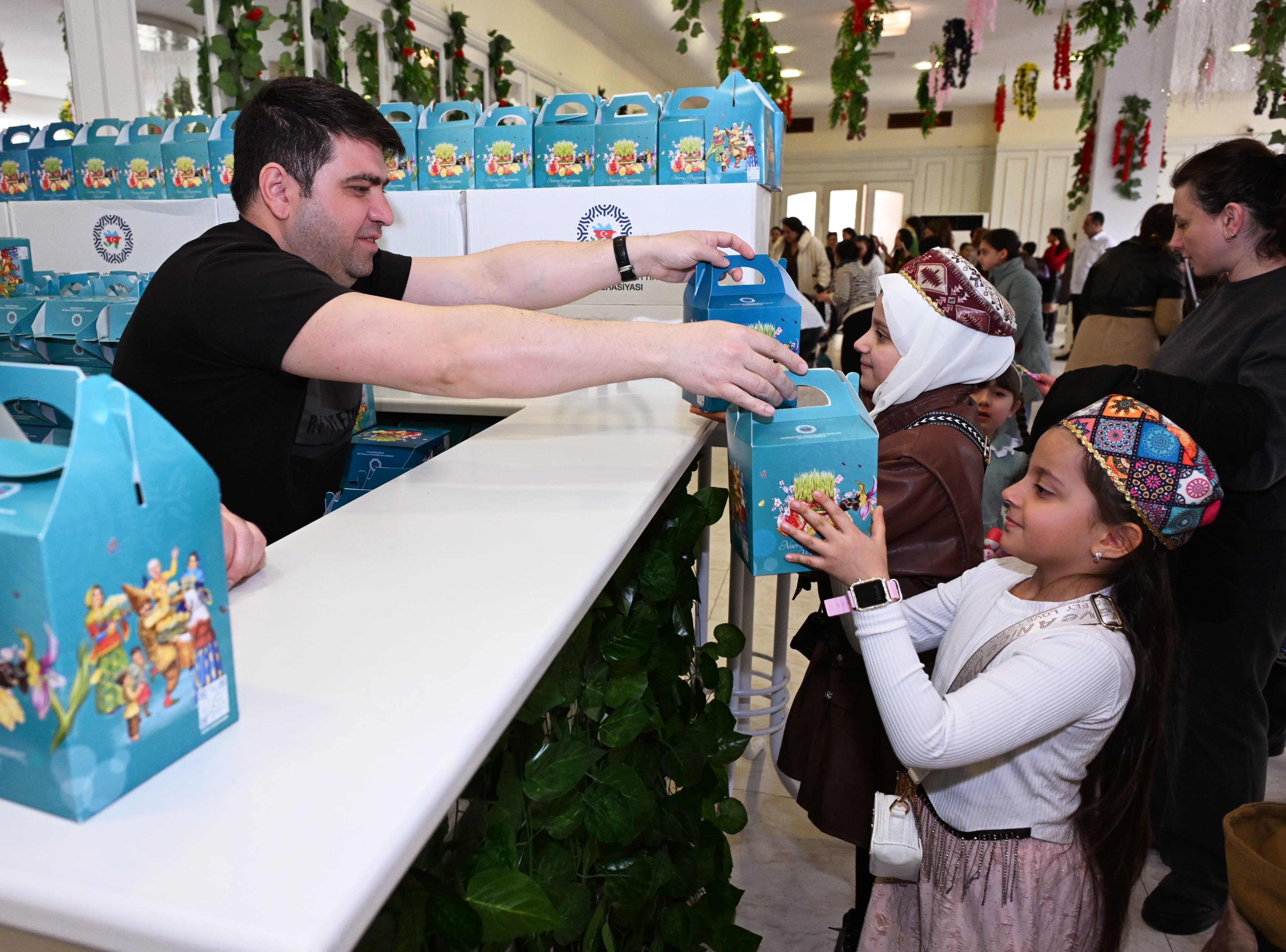 AHİK-in Novruz və Ramazanla bağlı bayram tədbirləri (FOTO)