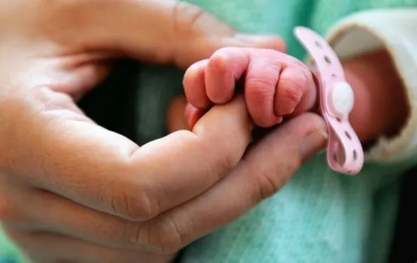 Azərbaycanda nikahdankənar doğulan uşaqların sayı açıqlandı