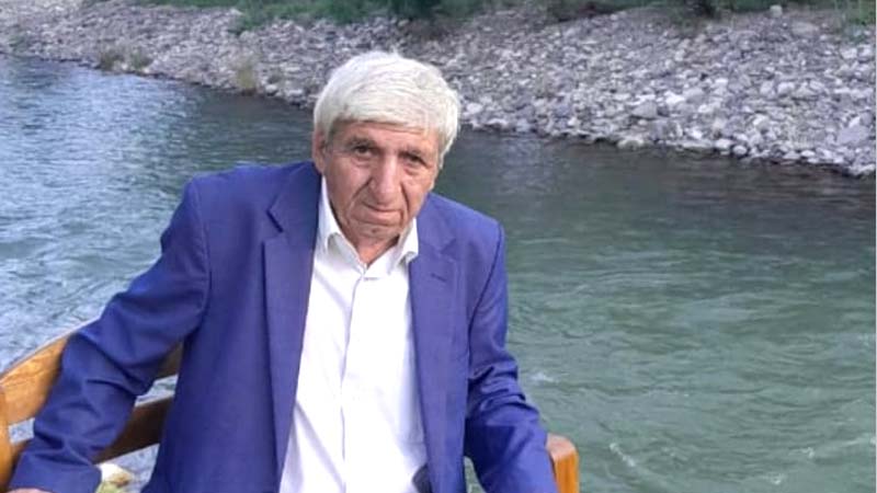 Tanınmış şair 73 yaşında vəfat etdi