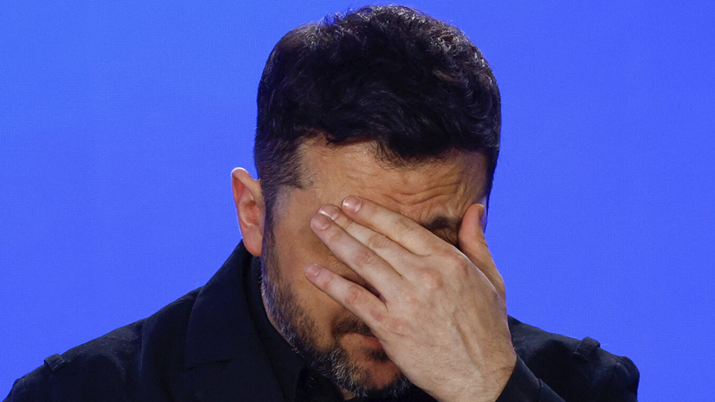 KİV: Zelenskiyə təzyiq dözülməz həddə çata bilər