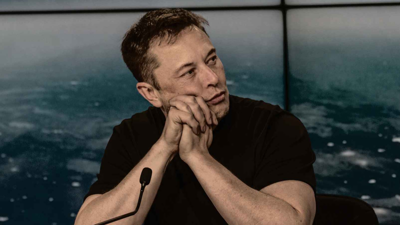 İlon Mask etiraf etdi: Evli mühəndisləri 