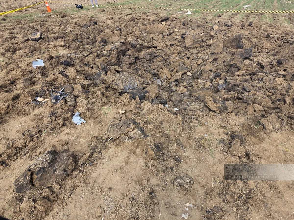 İranın atdığı dronlardan biri Naxçıvandakı məktəbin yaxınlığına düşərək partlayıb (YENİLƏNİB)