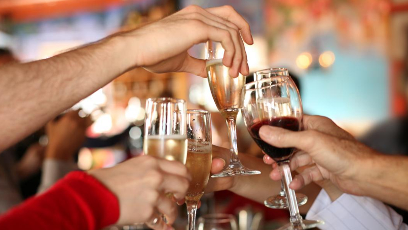 Alimlər ən təhlükəsiz spirti açıqladı - Amma vacib bir məqam var