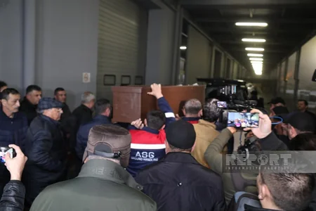 Xalq artisti Rasim Balayevin cənazəsi Bakıya gətirildi ( FOTO)