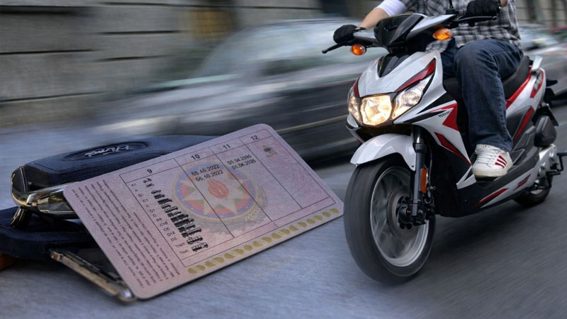 Bu tarixdən moped idarə edənlərdən sürücülük vəsiqəsi tələb olunacaq (RƏSMİ)