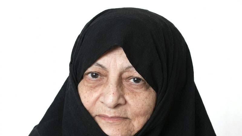 Xameneinin həyat yoldaşı hava hücumlarında aldığı xəsarətlərdən öldü