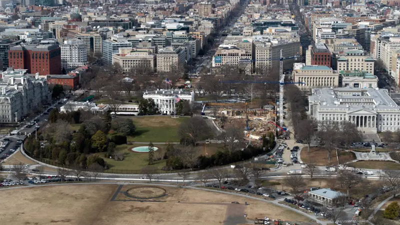 Ağ Ev ziyarətçilərin yoxlanışı üçün 3 min kv.m-lik yeraltı mərkəz tikəcək