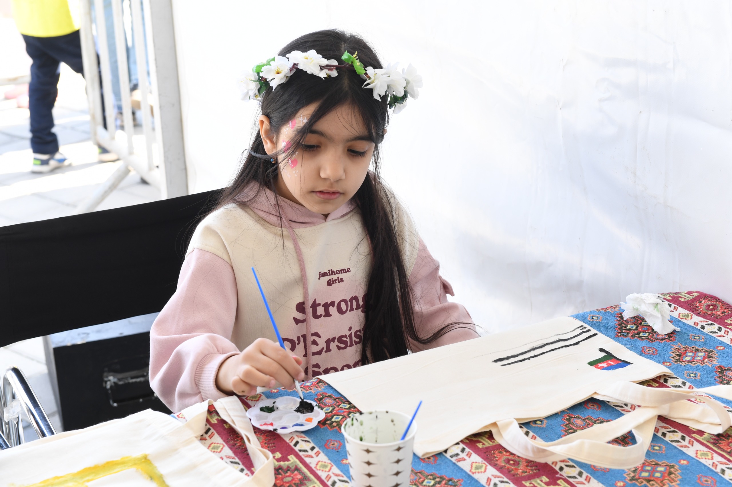 Bakıda Xəzərin suları avar&ccedil;əkmə və yelkənli qayıqlarla bəzəndi (FOTO)