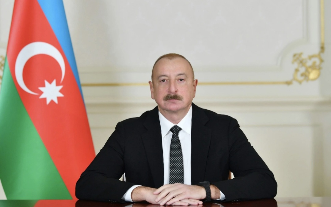 İlham Əliyev Pezeşkiana başsağlığı verdi