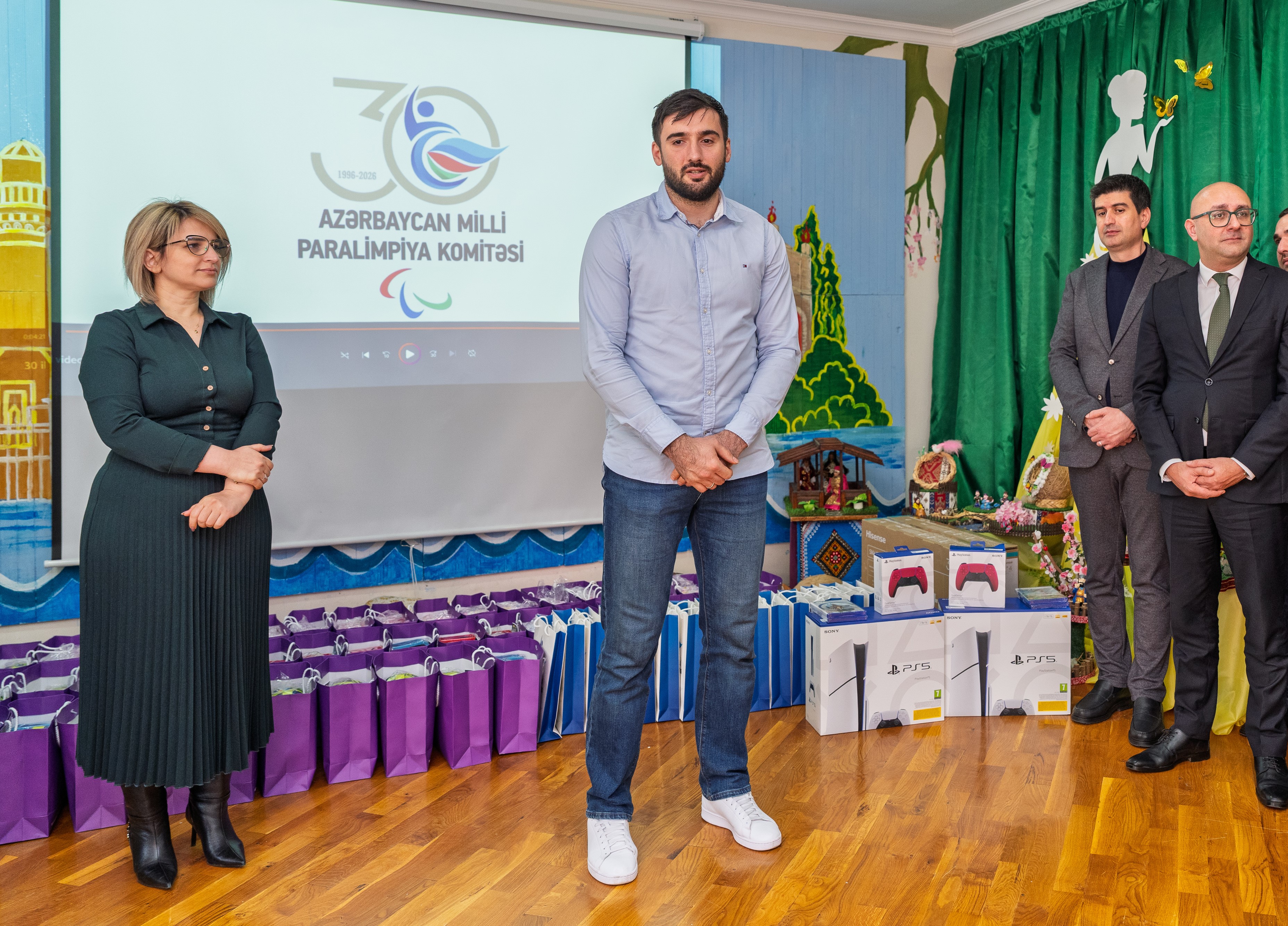 Azercell Milli Paralimpiya Komitəsi ilə birgə 3 saylı Uşaq evini ziyarət edib