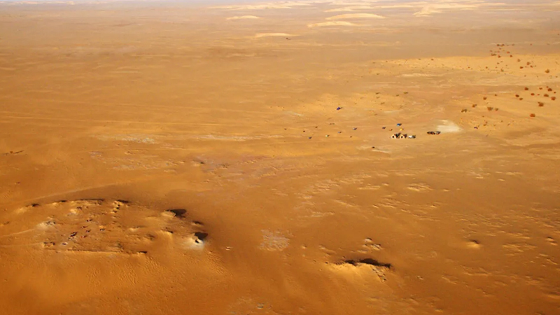 Saharanın ortasında tarixdən əvvəlki qəbiristanlıq tapıldı: Kəşf alimləri heyrətləndirdi