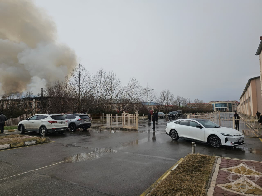 Naxçıvanda hərbi hissədə yanğın olub (FOTO)