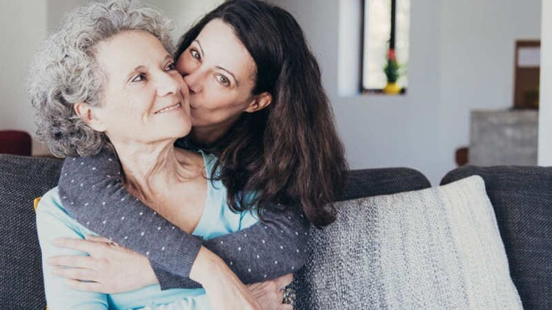 Valideynlər üçün qocalıqda ən çətin şey yaş deyil - Rollar necə dəyişir?