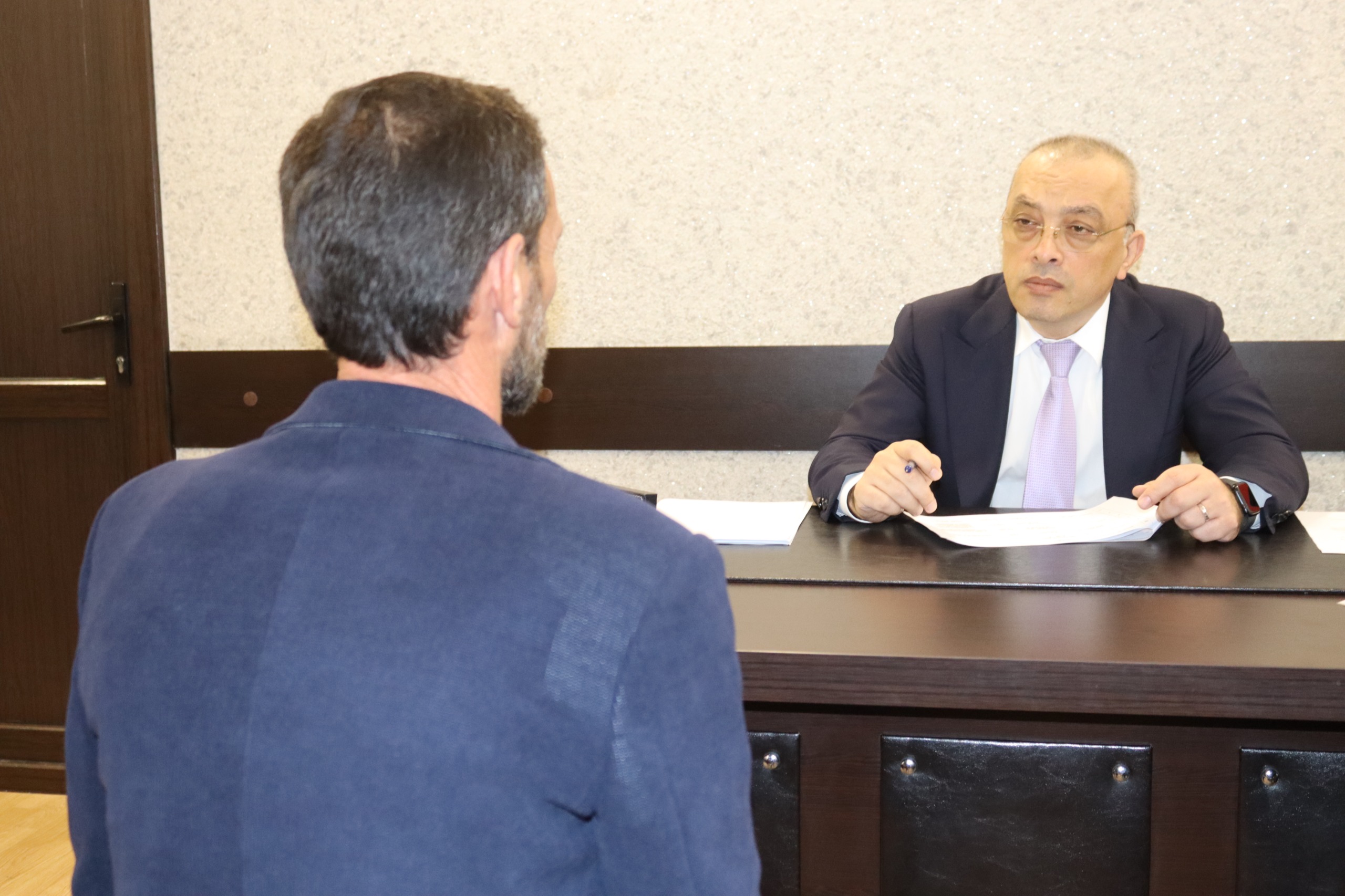 Zaur Mikayılov Abşeronda vətəndaşlarla görüşdü (FOTO)