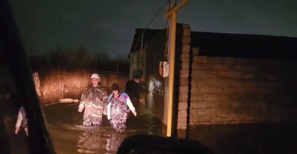 216 nəfər təxliyə edildi - 36-sı azyaşlıdır (FOTO)