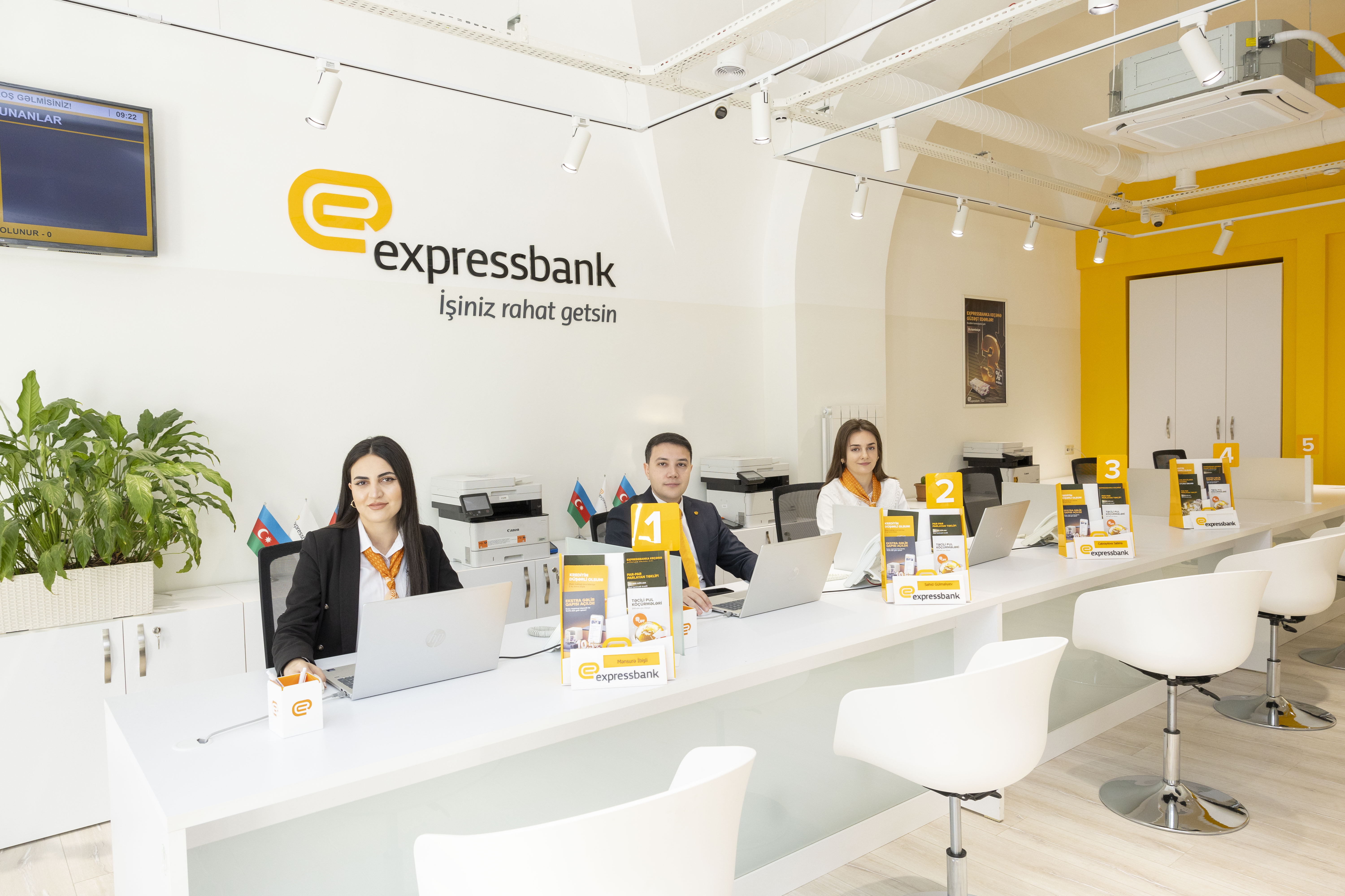 Expressbank – YENİ ÜNVANDA