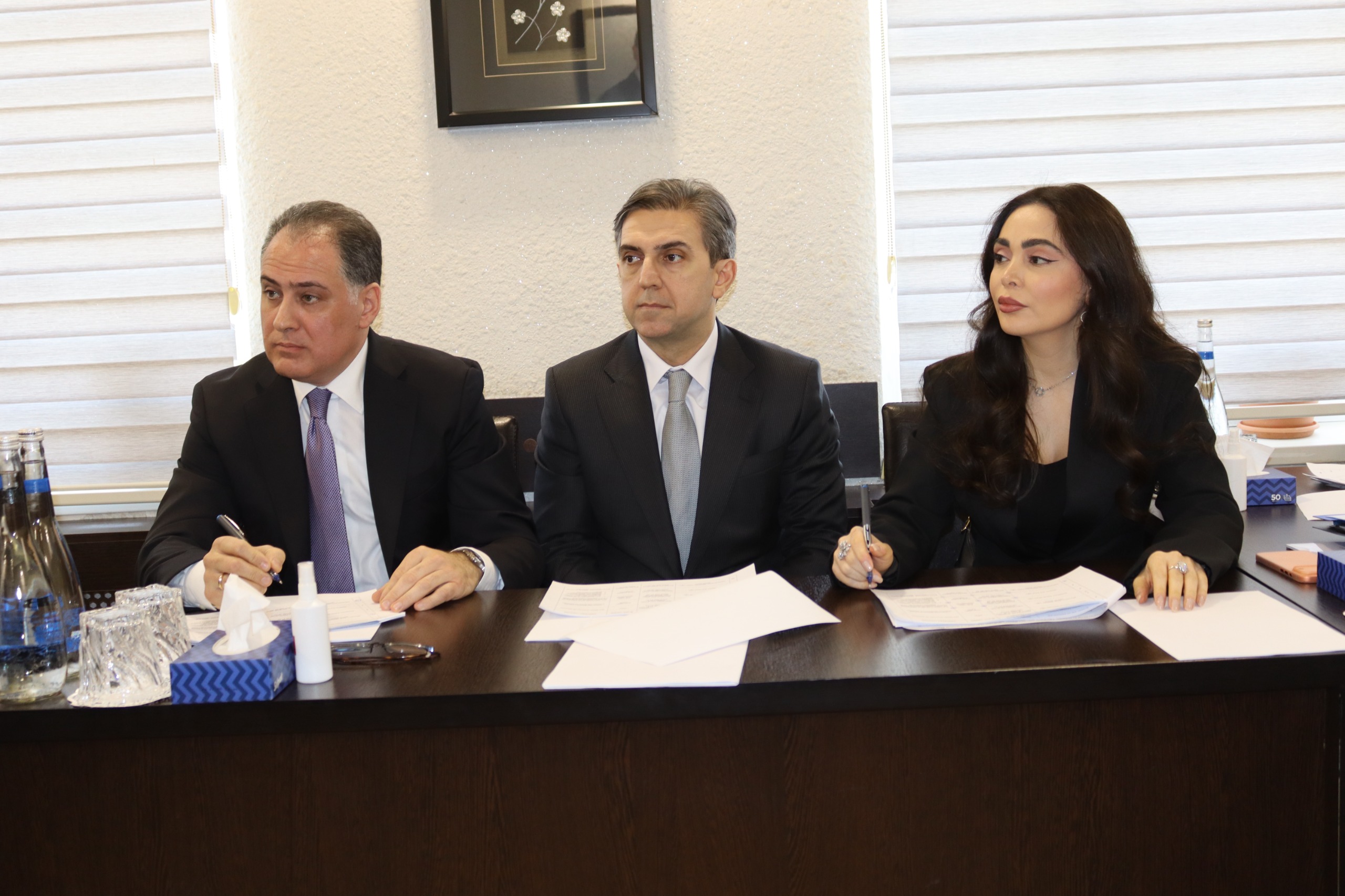 Zaur Mikayılov Abşeronda vətəndaşlarla görüşdü (FOTO)