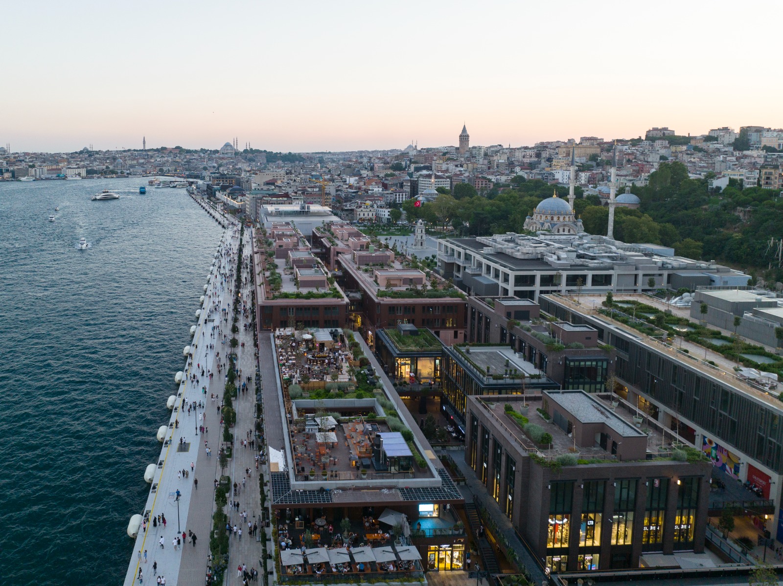 Türkiyəyə turizm tələbi yüksək səviyyədə qalmaqda davam edir