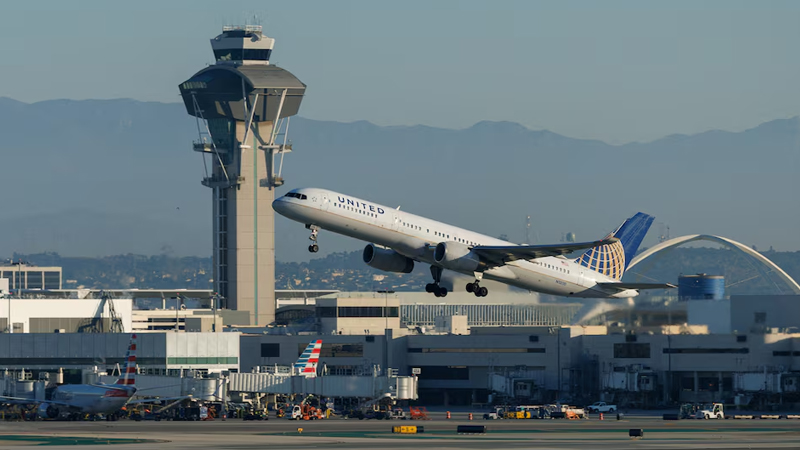 Aviasiya yanacaq böhranı ilə üzləşir: Biletlər bahalaşır, uçuşlar azaldılır