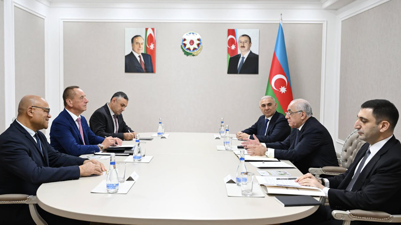 Əli Əsədov Azərbaycanda səfərdə olan federasiya və assosiasiya prezidentlərini qəbul etdi