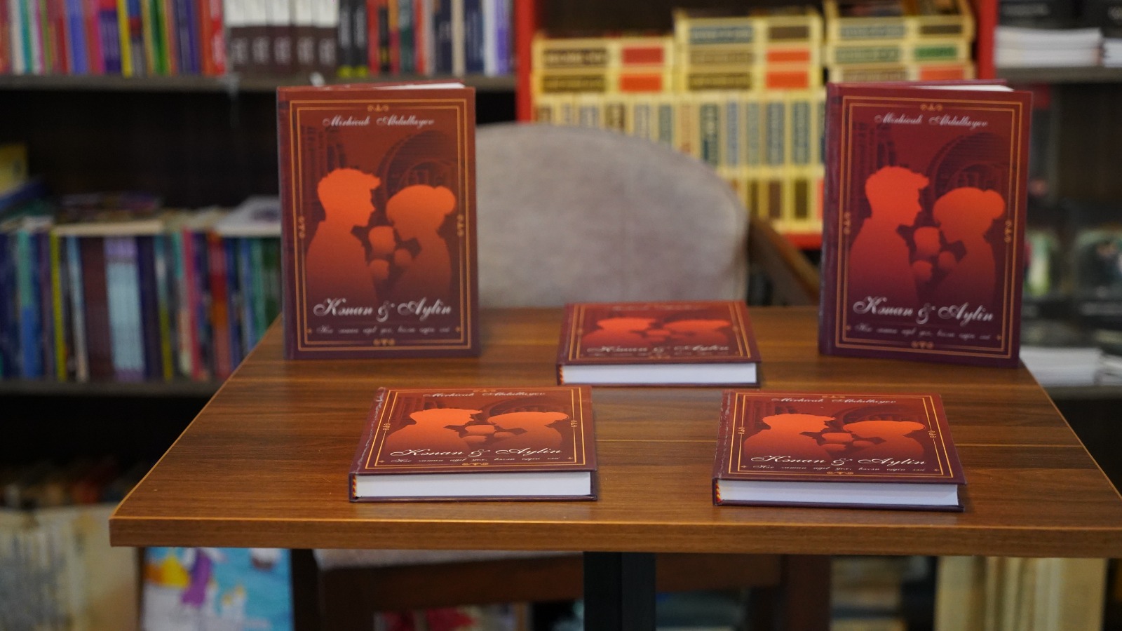 Mirhicab Abdullayev yeni kitabını təqdim etdi (FOTO)