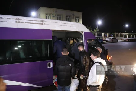 Ağdama daha 90 ailə köçürüldü (FOTO)