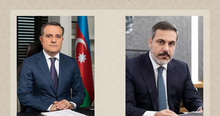 Hakan Fidan Ceyhun Bayramovla regiondakı gərginliyi müzakirə etdi