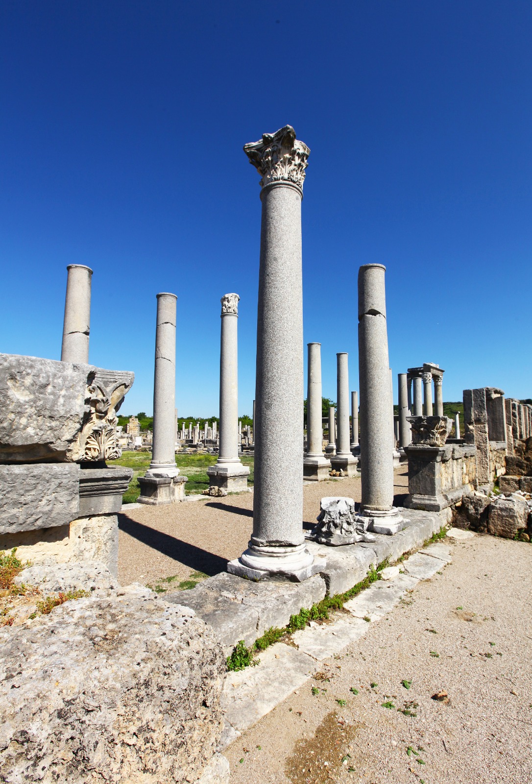 Günəşli sahillər və qədim irs: Antalyanın tarixi panoraması