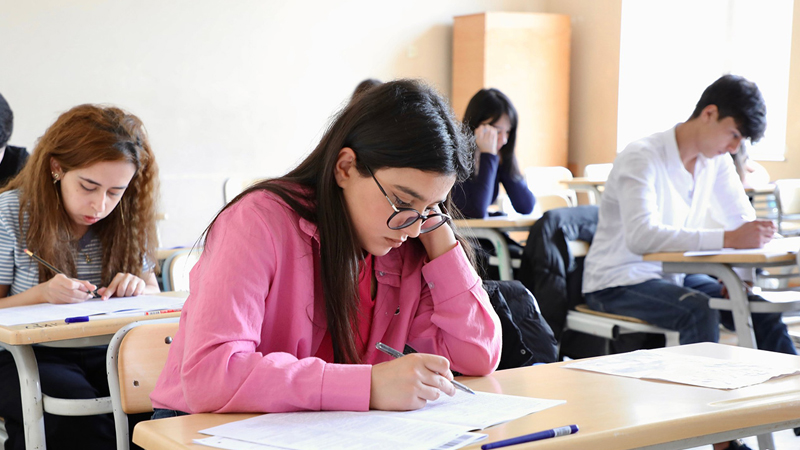 Gələn il buraxılış imtahanında əlavə vaxt veriləcək