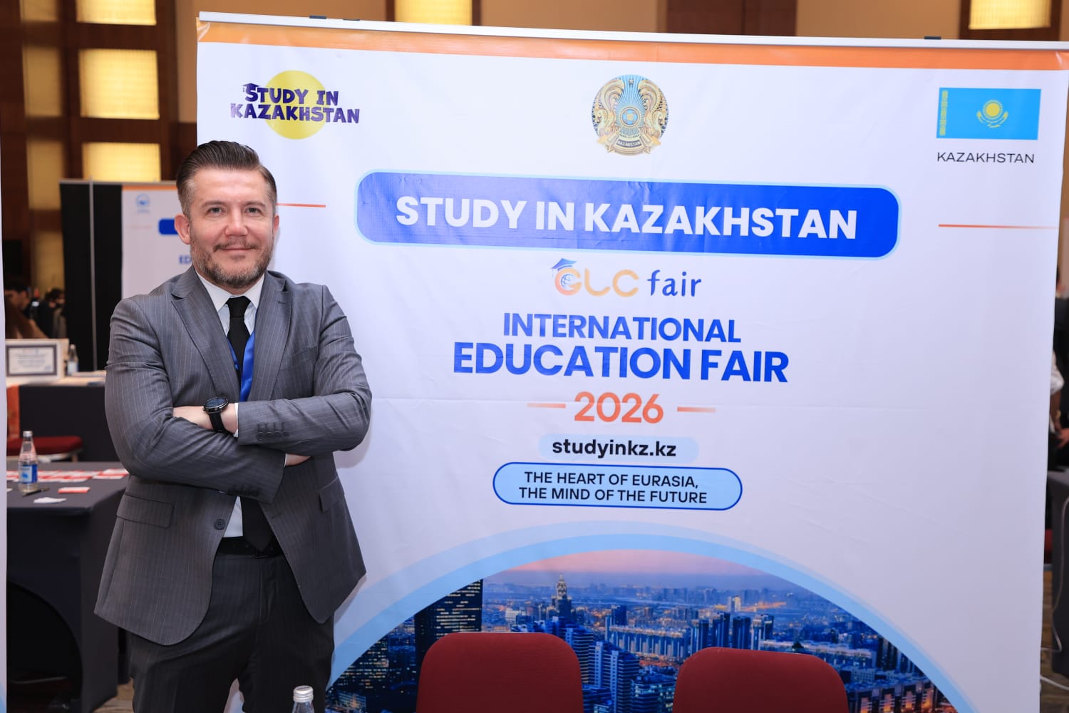 Qazaxıstan Bakıda keçirilən beynəlxalq sərgidə təhsil imkanlarını təqdim edib (FOTOLAR)