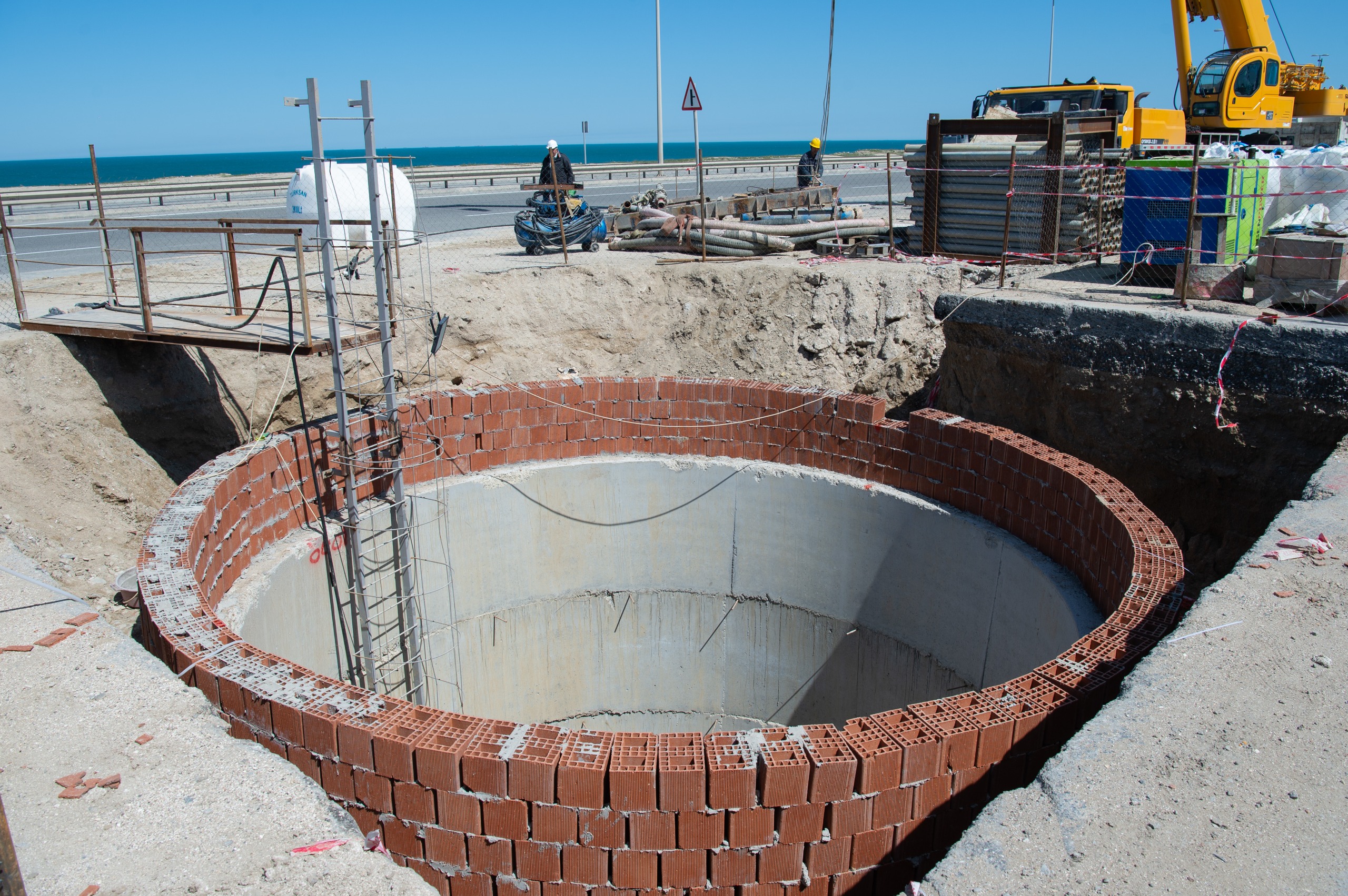 Pirşağı hövzəsi üzrə kanalizasiya kollektorları və tullantı sutəmizləyici qurğu tikilir (FOTO/VİDEO)